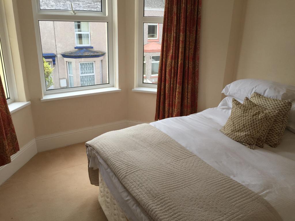 Cambridge House Bed & Breakfast Torpoint Zewnętrze zdjęcie
